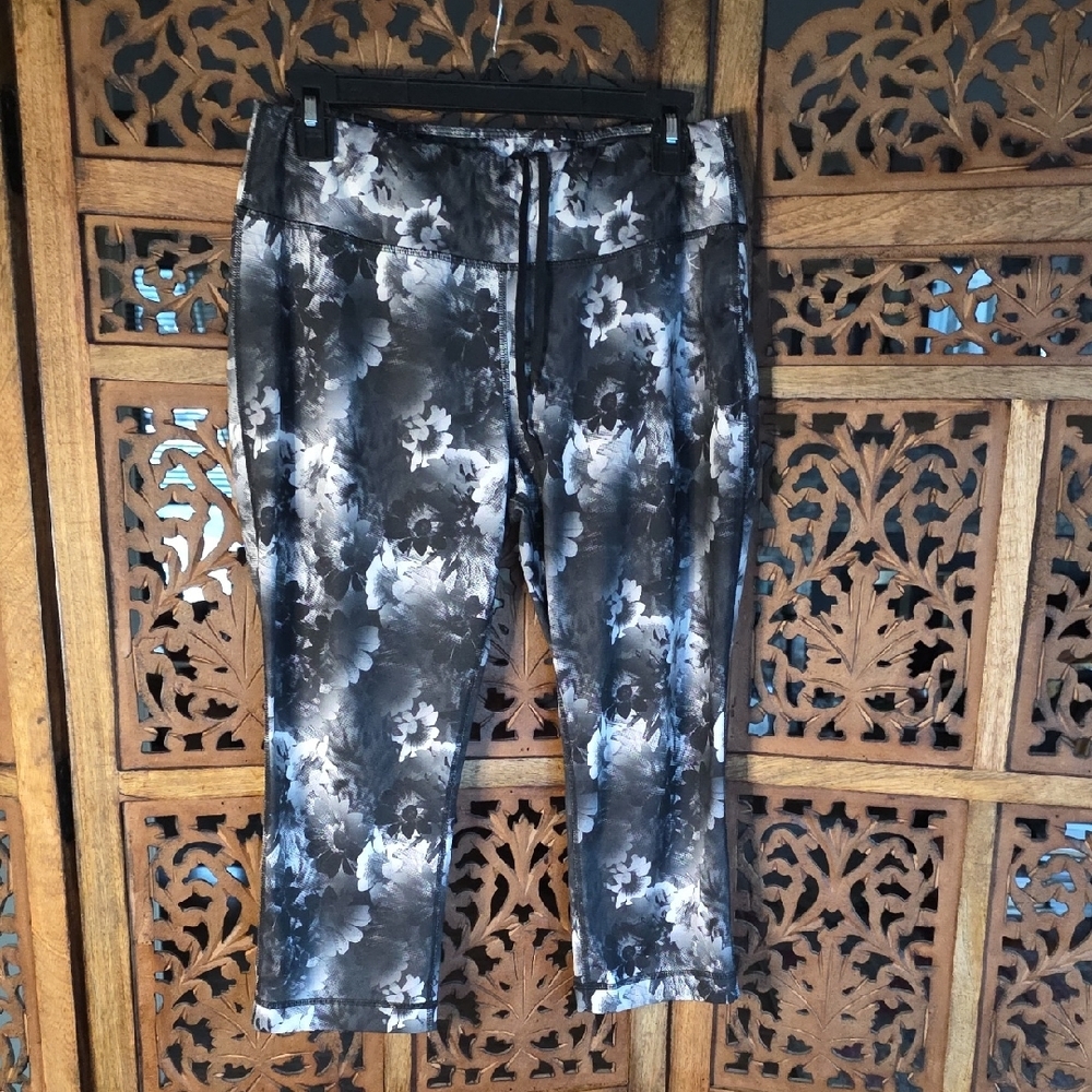 Danskin Black and Gray Activewear